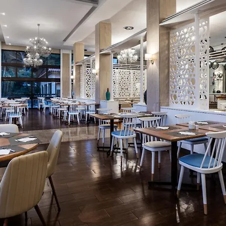Pestana D. Joao II Beach & Golf Resort 4*