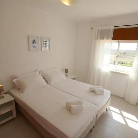 6 By Amcf Alvor