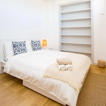 Modern & Cosy Townhouse - Casa Dos Irmaos Ferienhaus *