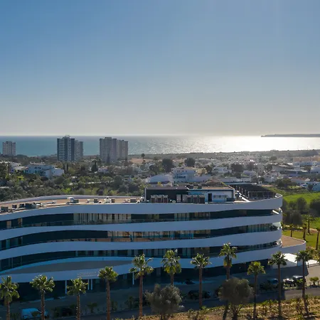 Longevity Health & Wellness - Adults Only Hotel