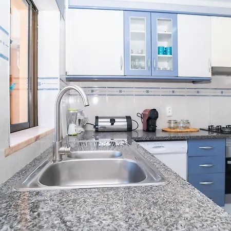 Hamall Host Apartment *