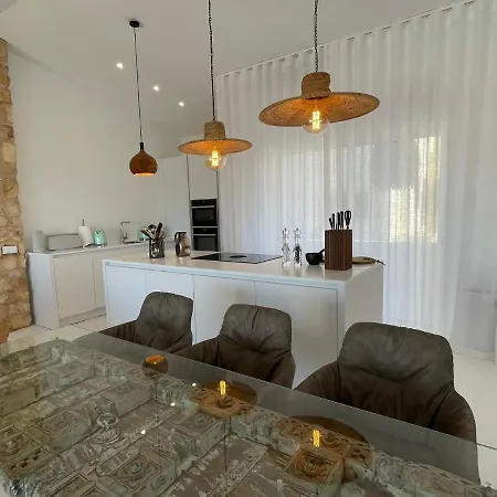 Apartment River & Sea View I