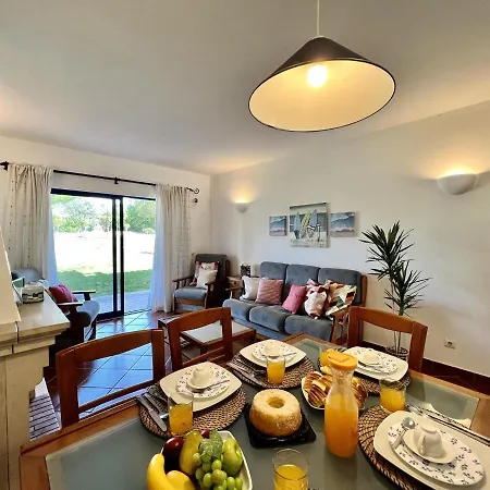 Apartment Secret With Pool By Homing Alvor