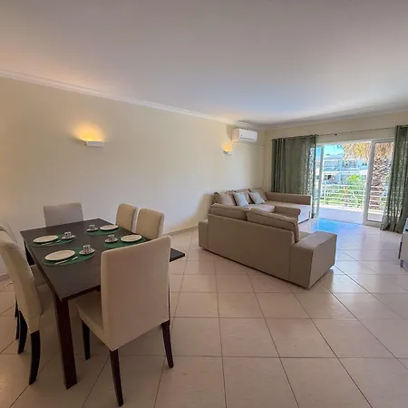 Apartment Portugal Da *