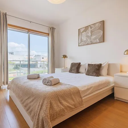 2 Bedroom Relax In By Innkeeper Apartment