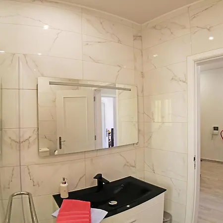 Few Steps To The Apartment Alvor