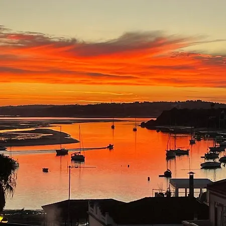 Rebekah * Alvor