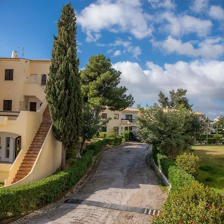 A27 - Secluded 2 Minutes From The Center Apartamento *