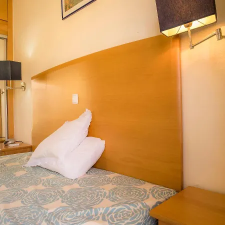 Apartamento A27 - Secluded 2 Minutes From The Center *