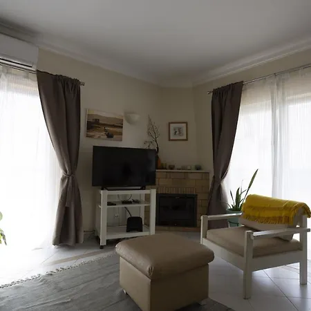 Tyler Apartment *