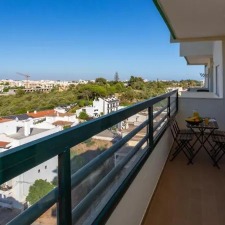 Apartment 2 Bedrooms Balcony Flat *