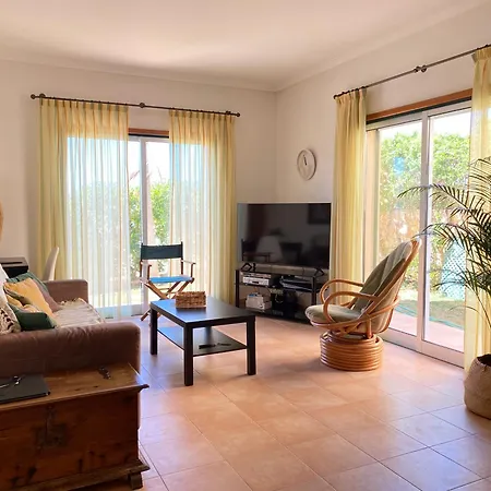 Alto Ria Villa *