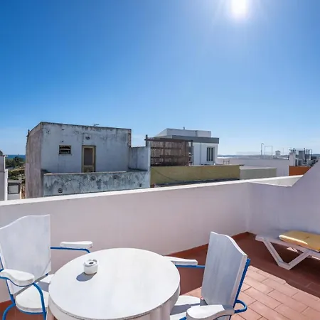 Ar De Mar Alojamento de Acomodação e Pequeno-almoço Alvor