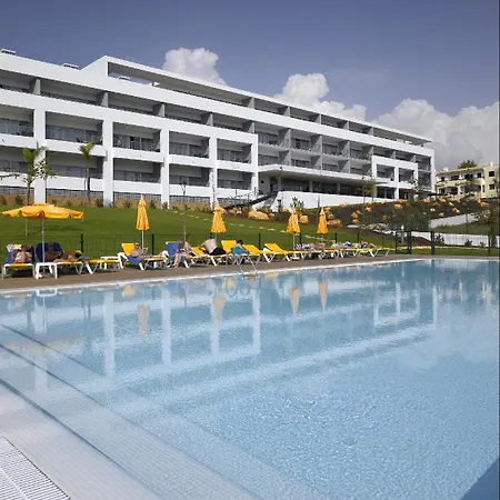 Pelican Aparthotel