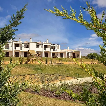 Alto Fairways Aparthotel