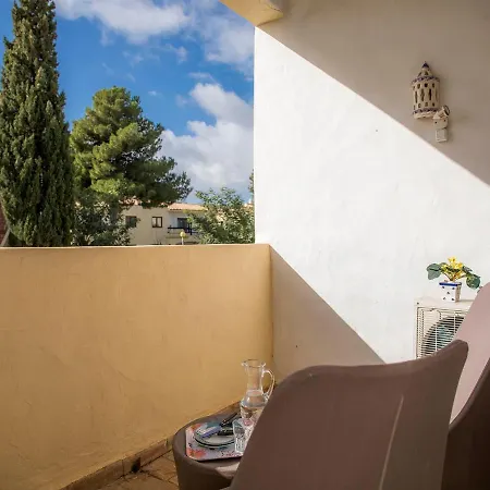 A27 - Secluded 2 Minutes From The Center *