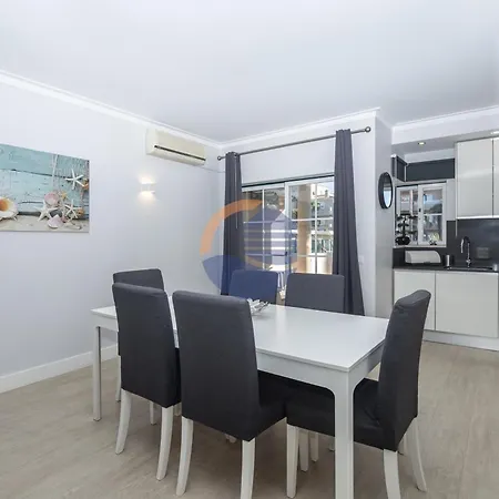 V Plaza Apartment Alvor