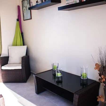 Antonio C Apartment *